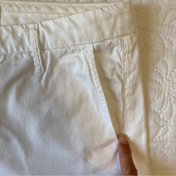 Joie Shorts Kaki Cotton Travelers Short - Picture 3 of 9